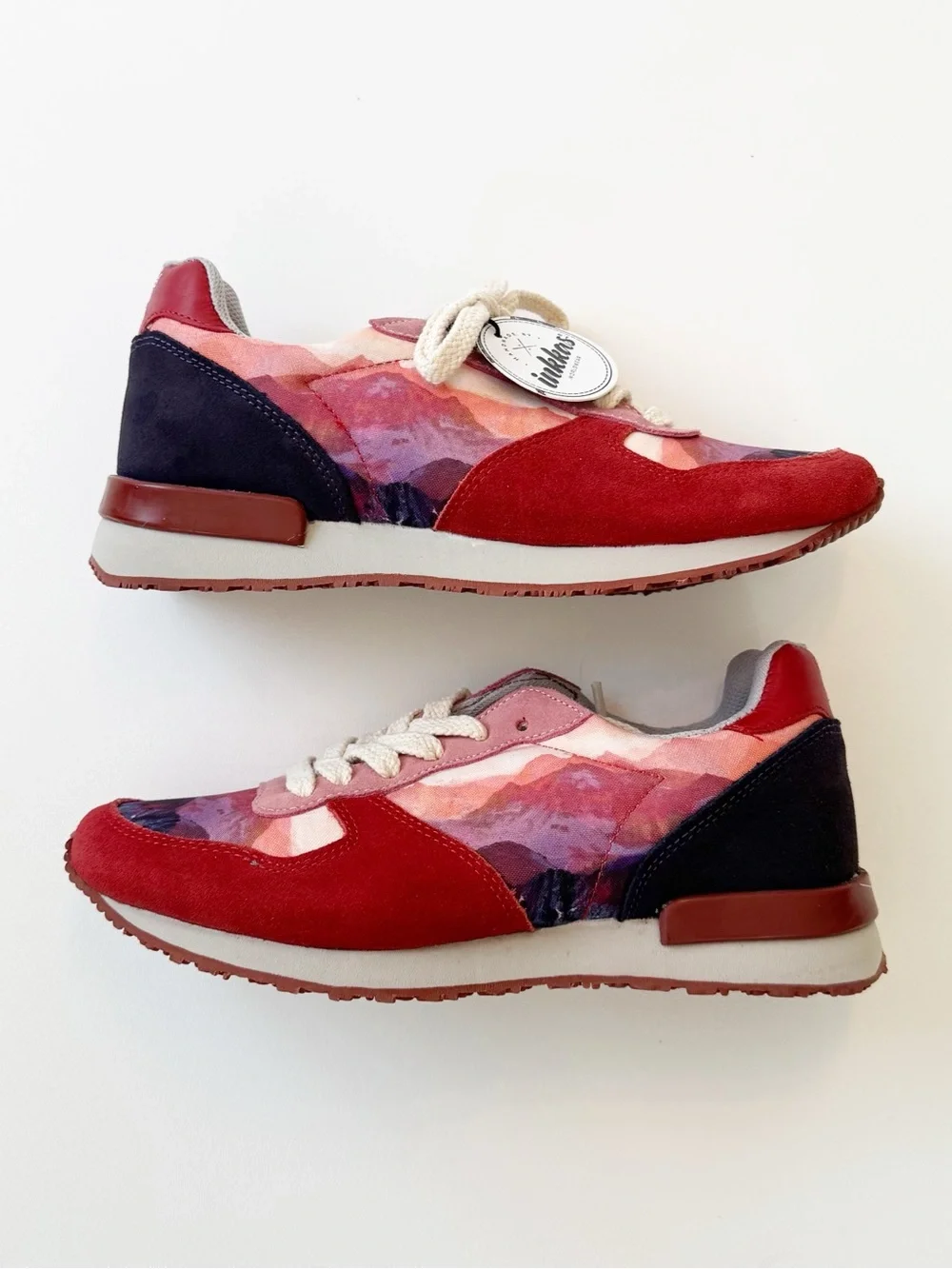 Inkkas The Andes Jogger Sneaker in Red | 8 NWT - Picture 4 of 12